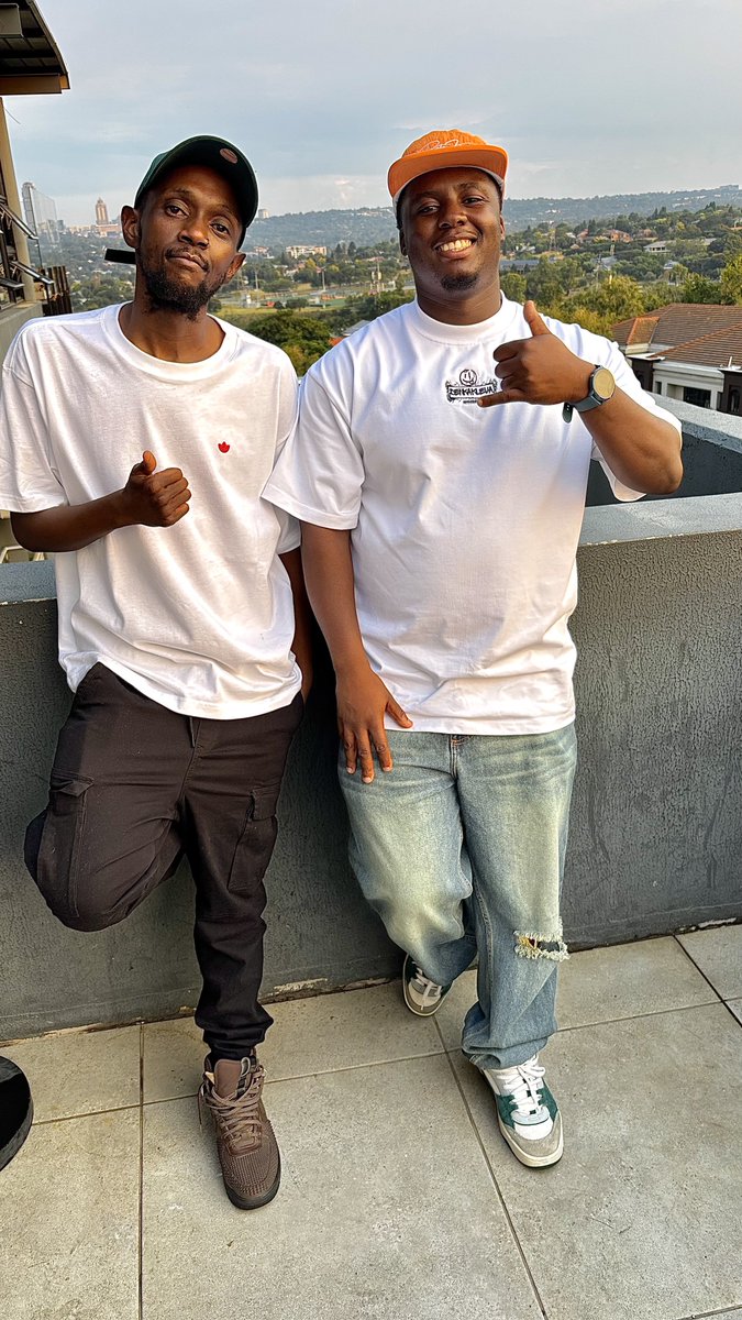 DEEP ESSENTIALS tweet media