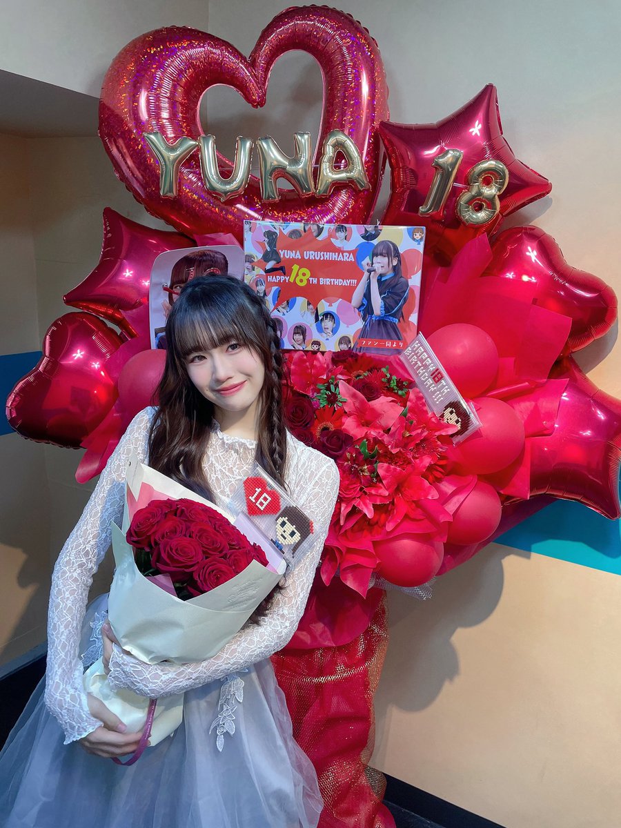 SxLj9bmrk's tweet image. 漆原裕菜ちゃん😍生誕18才おめでとう🎉
純白衣装が眩しい。大人に成長したね。将来は政治家志望🤫意識が高い！これからも歴史を学び勉強も頑張って、夢を実現して下さい。その時は必ず投票します🗳️

#今日のLIVEを体で表現
#PANDAMIC