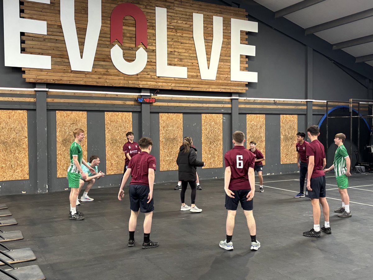 CSCAU11s's tweet photo. Working hard at Evolve in preparation for the final year of representative cricket for Cleveland Schools Cricket Association. @HighTunstallPE @NYSDCricket @NYACCOFFICIAL https://t.co/9d6kz9TorM