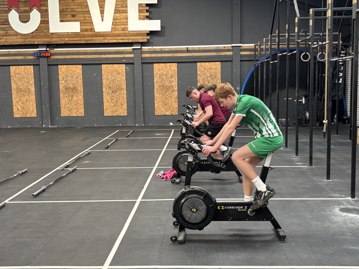 CSCAU11s's tweet photo. Working hard at Evolve in preparation for the final year of representative cricket for Cleveland Schools Cricket Association. @HighTunstallPE @NYSDCricket @NYACCOFFICIAL https://t.co/9d6kz9TorM