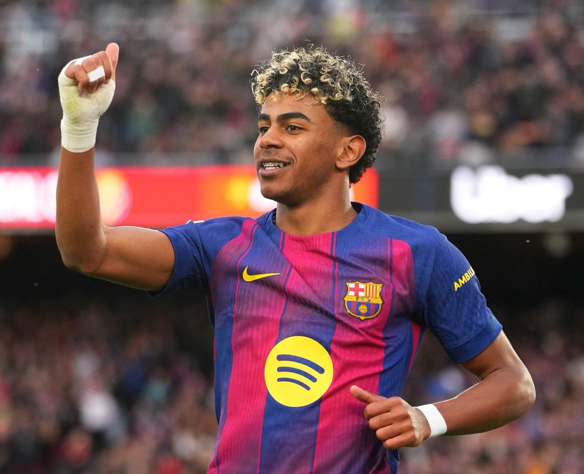 FCB World tweet media