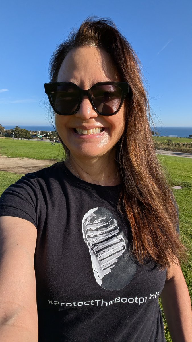 Michelle L.D. Hanlon tweet media