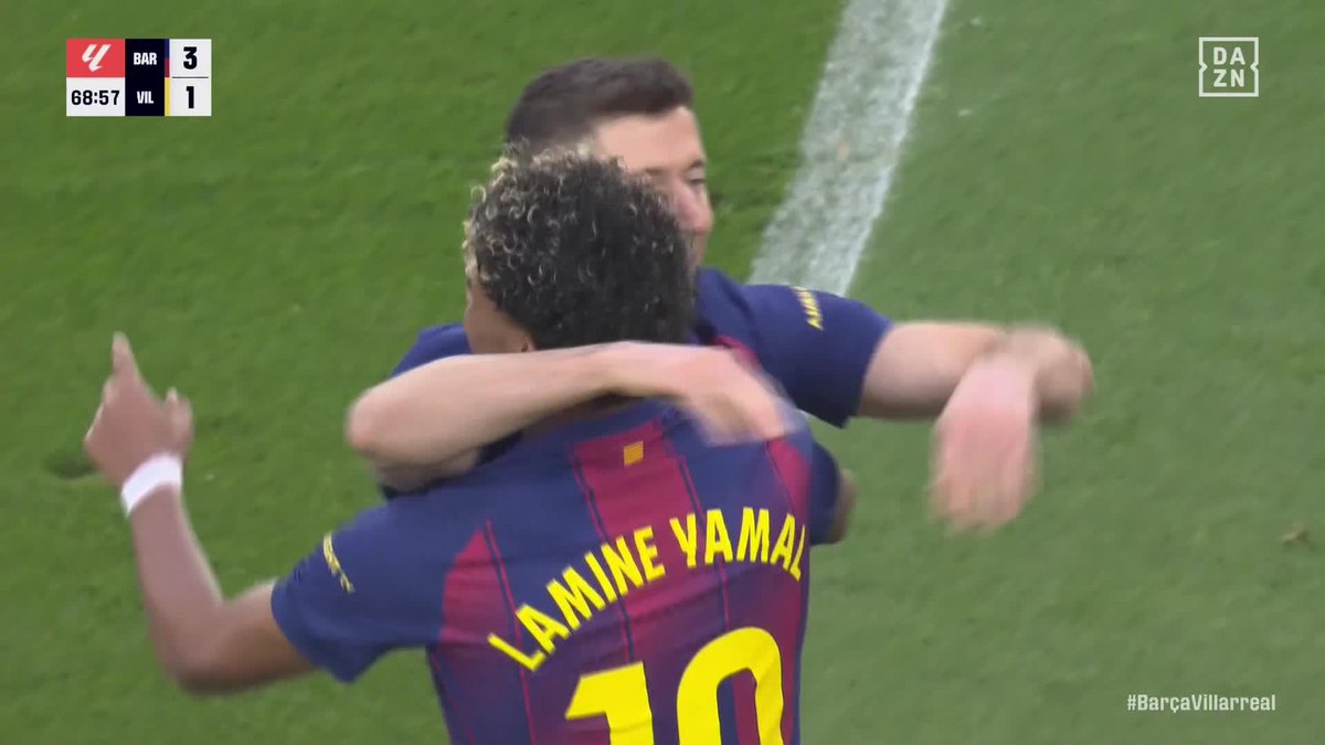 シュートもエグいけど最初のスルーパスは異常👏