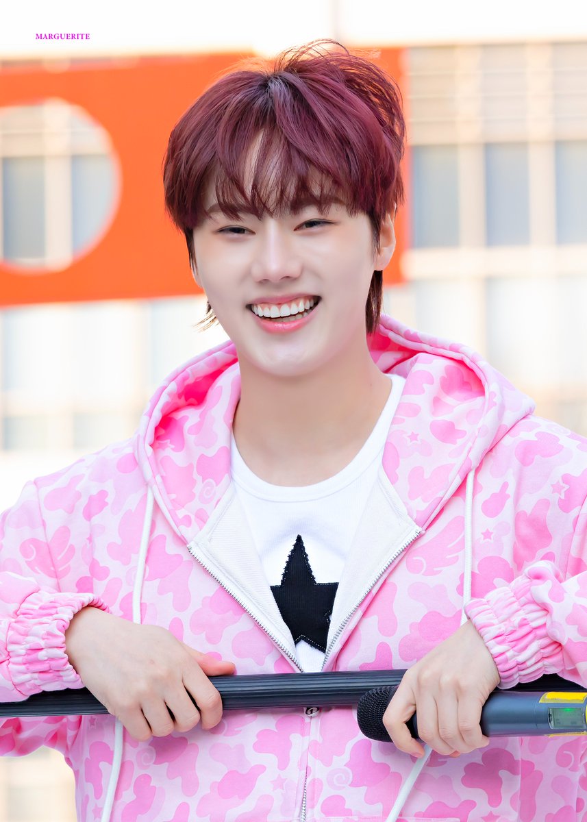 MARGUERITE tweet media