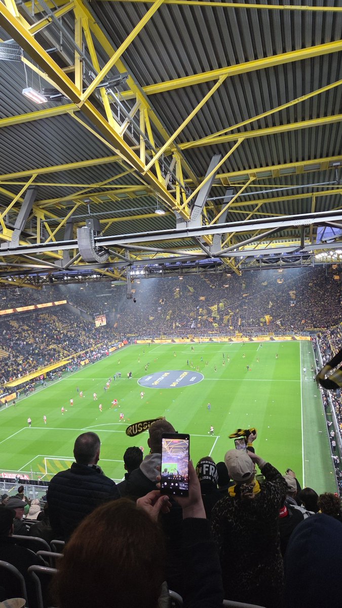 Bereit für Sabitzer &amp; Can Masterclass #BVBFCB