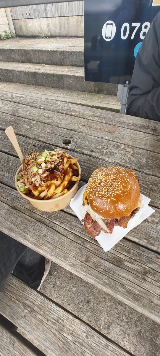 Paul Bunyan tweet media