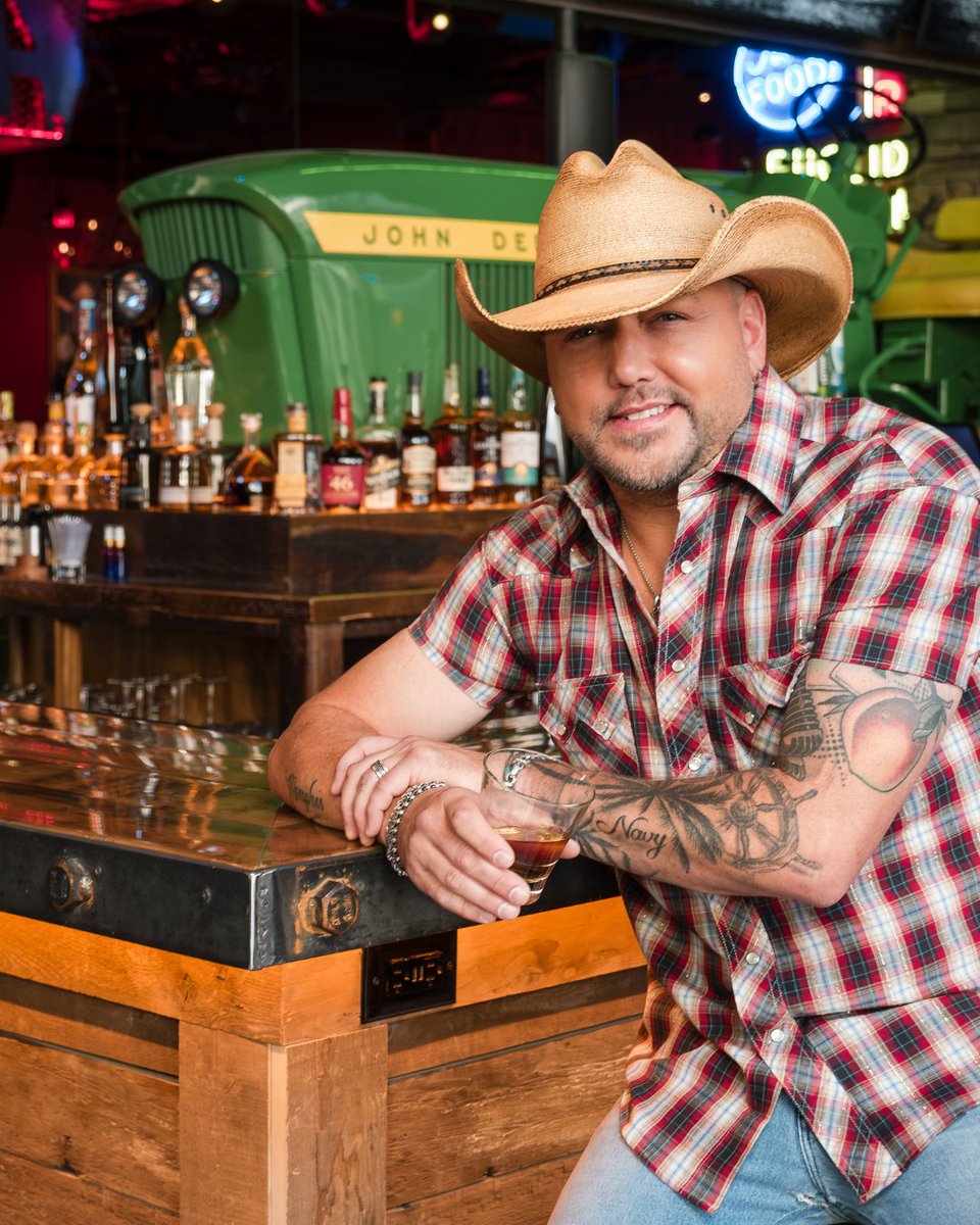 Jason Aldean's tweet media