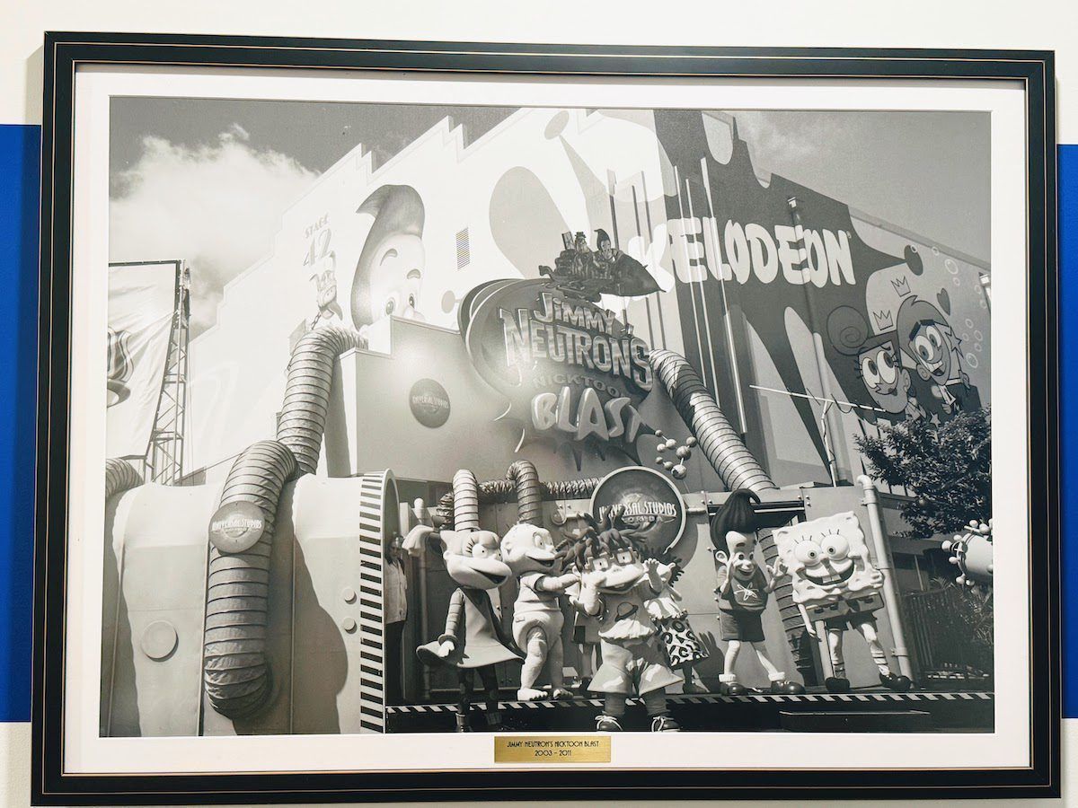 Attractions Magazine tweet media