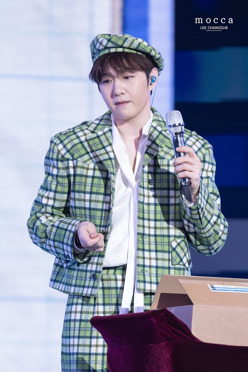 ᴍᴏᴄᴄᴀ☕️ tweet media