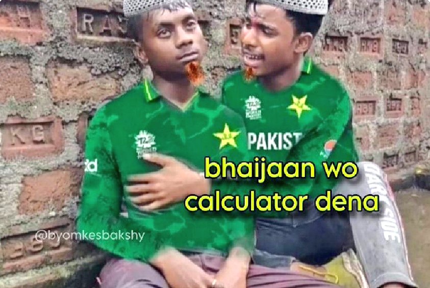 पाकिस्तान सiयद गणना करना भूल गया 😂🤣

RUN कम रह गया पाकिस्तान के या ज्यादा बनाने थे
#PAKvsSL #SLvsPAK