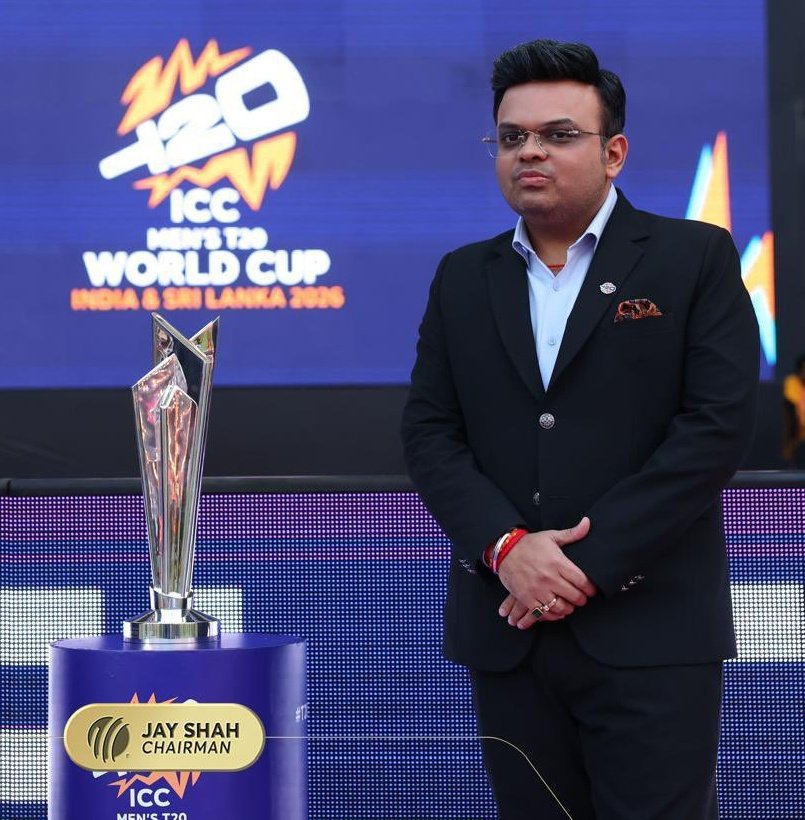 AnzarJamal07's tweet photo. Hnji kesi lagi script..? pakis..😂

#SLvsPAK #T20WorldCup https://t.co/mOm7ayculr