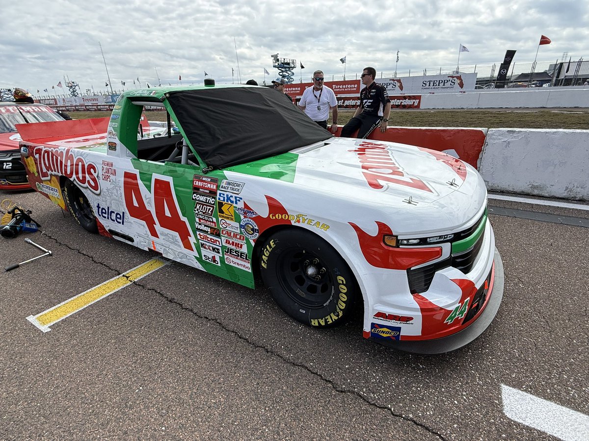 Niece Motorsports tweet media