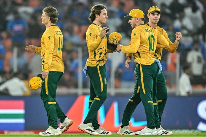 LawrenceBailey0's tweet photo. 🚨 OFFICIAL: The Proteas will play New Zealand in the first SF on Wednesday 4th March in Kolkata 
#T20WorldCup https://t.co/D30bSCoYmi