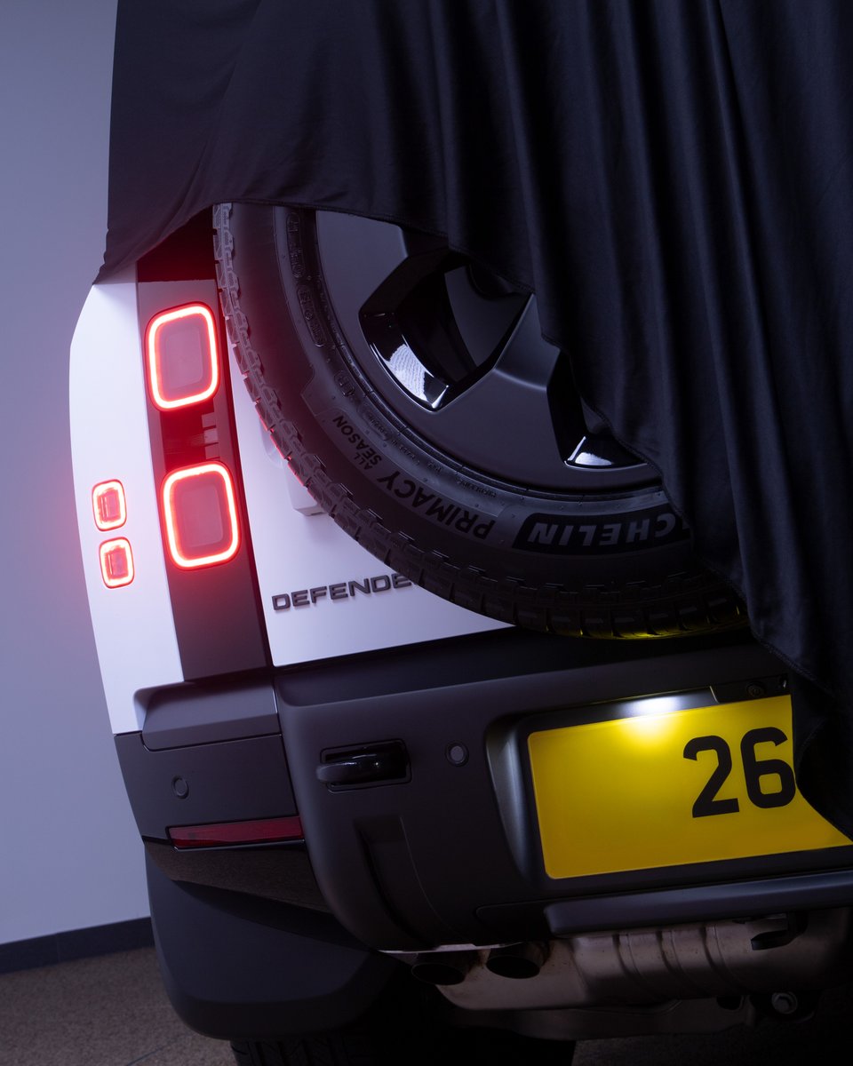 SytnerLandRover's tweet image. Unveiled and ready. 

Introducing the 26 plate.

#newcar #26plate #newreg #car #automotive