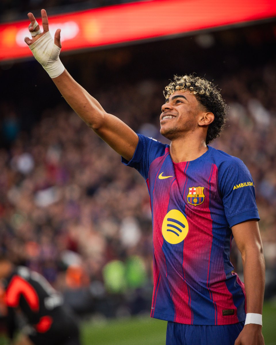 FCB World tweet media