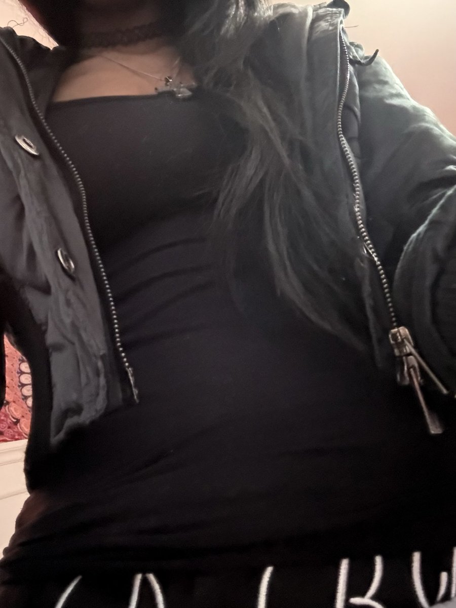 zombisheep's tweet image. fell asleep off da first sip 
im gonna run the functions some day
#bless