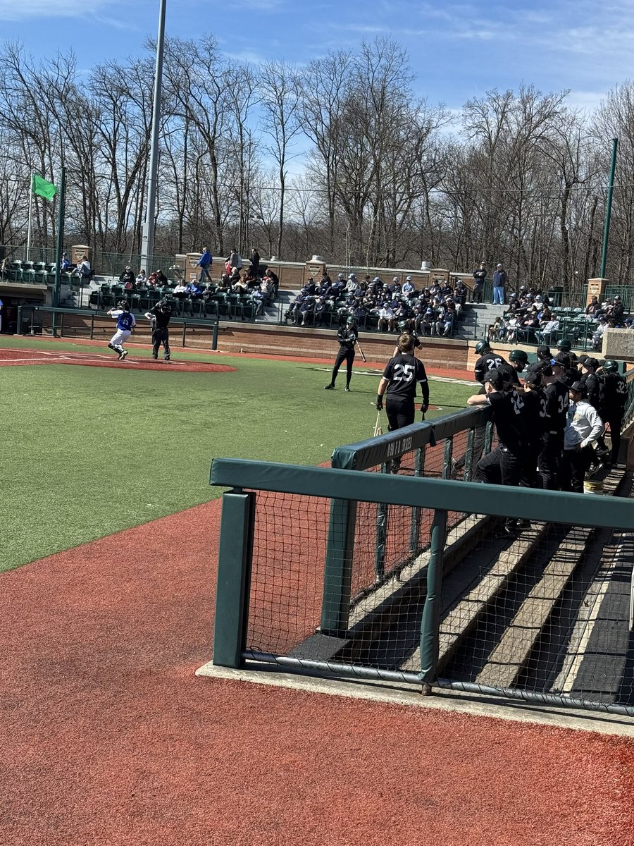 Brad Barlog tweet media