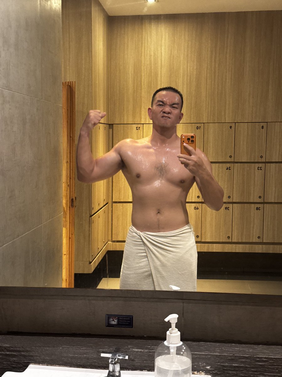 𝕙𝕦𝕤𝕝𝕚𝕧𝕖 tweet media