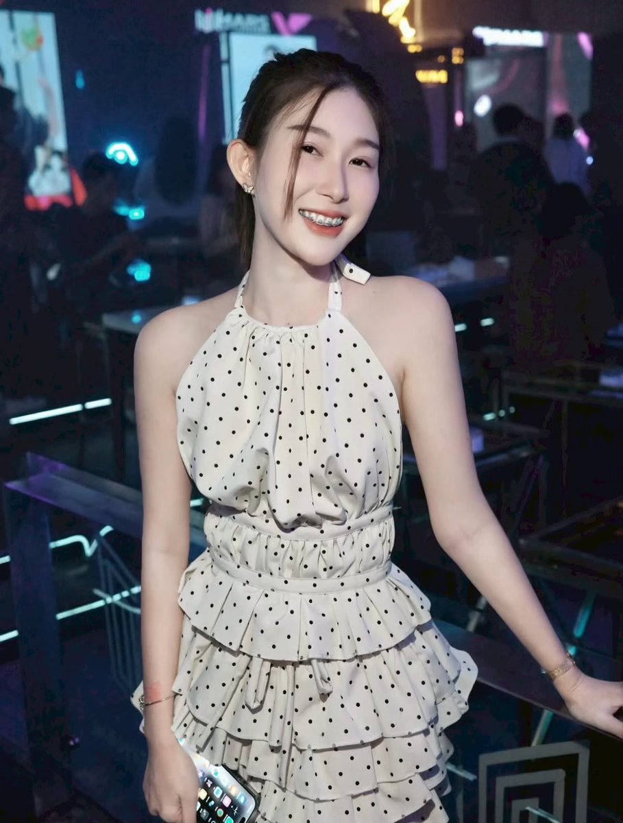 OrvaPresco3036's tweet photo. ไอดีไลน์@969qvosa
~`~• มี@ ข้างหน้า
#กาญจนบุรี
#กาญจนบุรีในเมือง https://t.co/rmiDPqKZtW