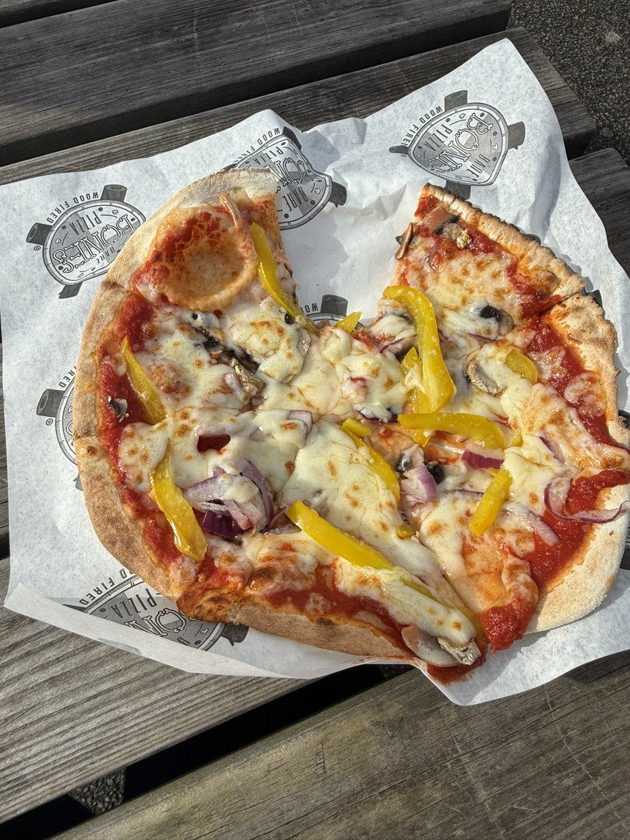 Lauren Atkiss tweet media