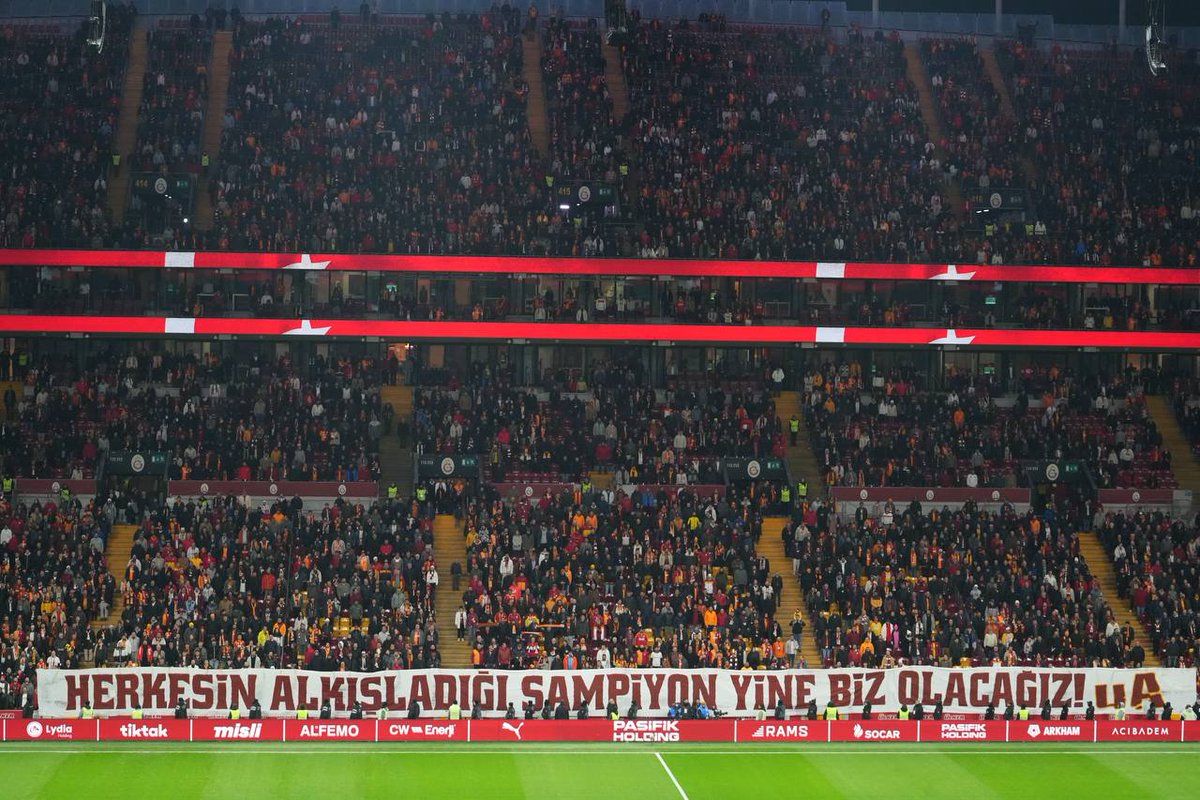 HERKESİN ALKIŞLADIĞI ŞAMPİYON YİNE BİZ OLACAĞIZ!

👊🏻 #SaldırGALATASARAY

#ultrAslan