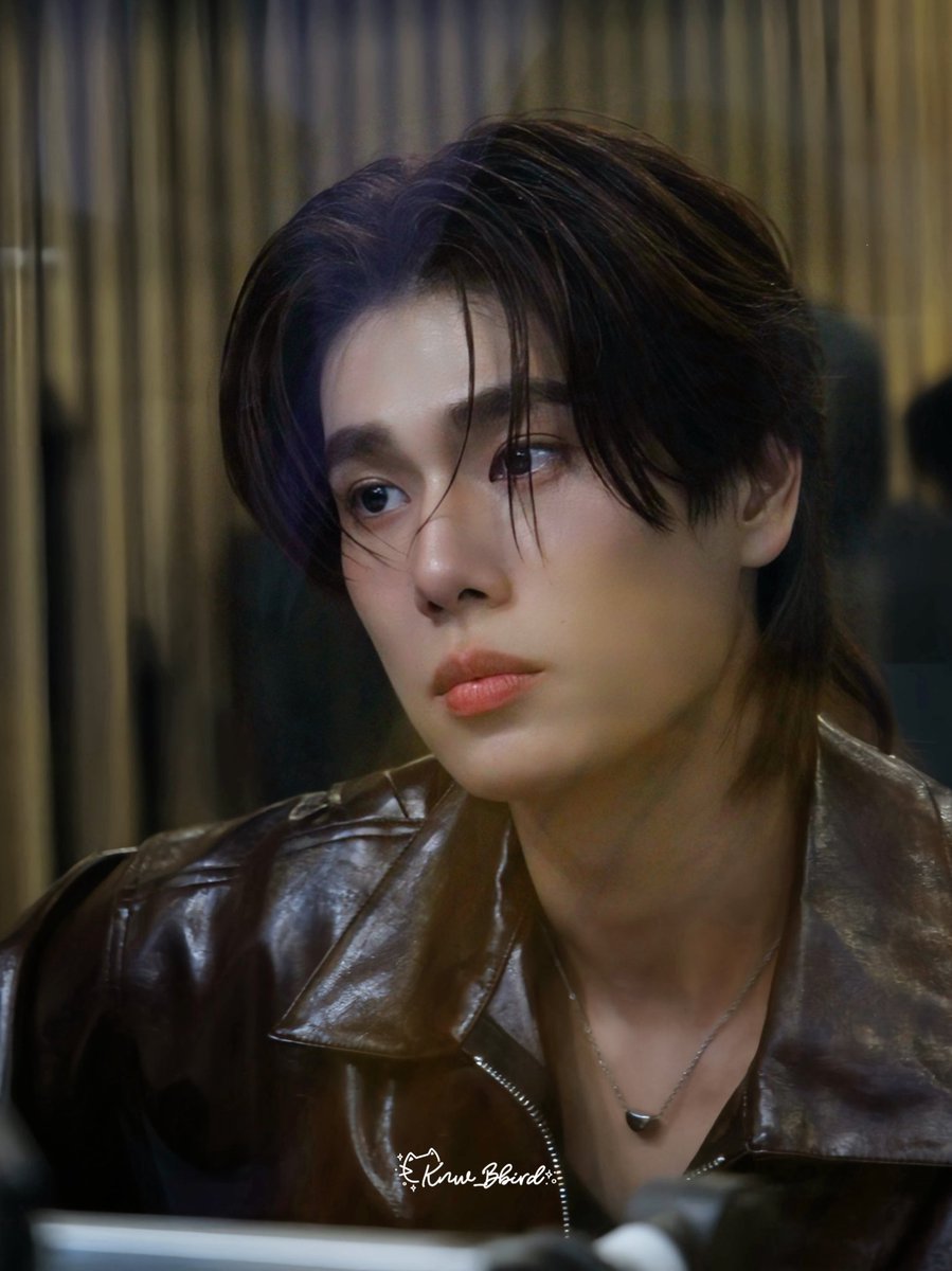 not arguing with a man that has doe boba eyes whatever you say beautiful