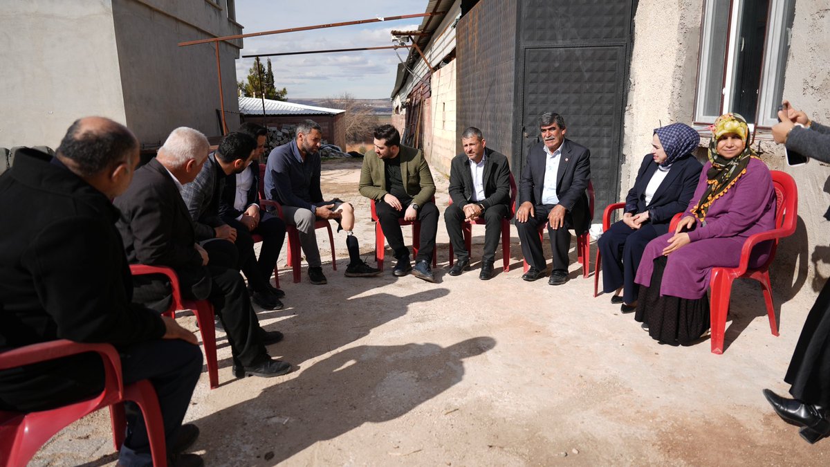 📍 Oğuzeli • Filiz Kümeevler

Oğuzeli İlçe başkanımız <a href="/HilmiOzbudak/">Hilmi ÖZBUDAK</a> ve kıymetli ilçe teşkilatımız ile birlikte Filiz Kümeevler mahallesinde Tamer ailesini ziyaret ettik. 

Misafirperverlikleri için kendilerine gönülden teşekkür ediyorum.