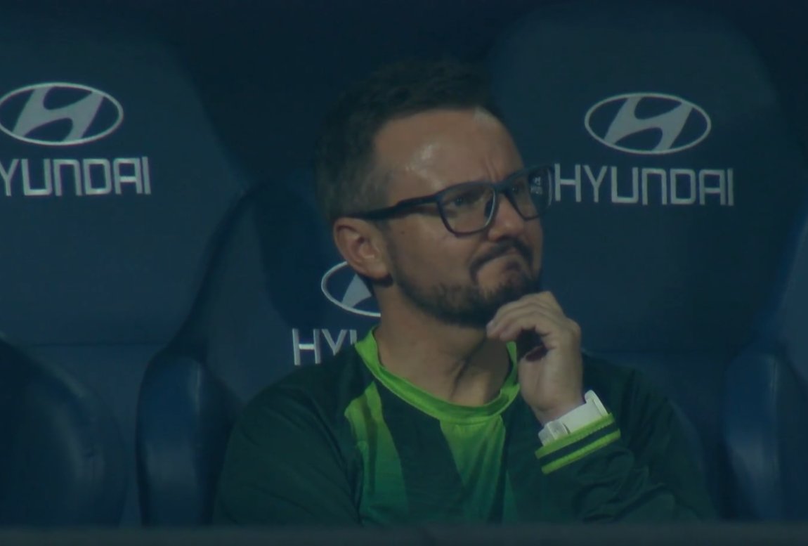 Safeekk1's tweet image. Dil Dil newziland well played 
#SLvsPAK