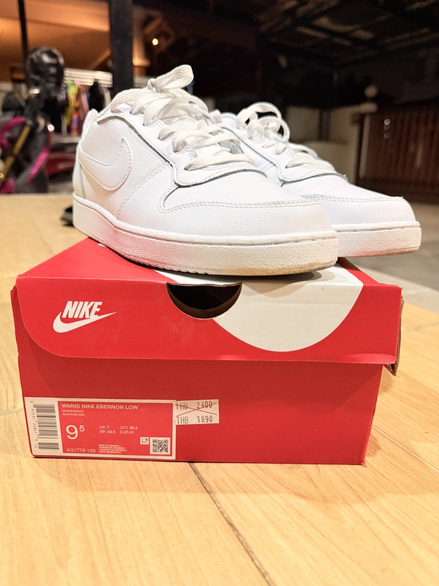 patcharawipa5's tweet photo. 👟 ปล่อยรองเท้า Nike Ebernon Low แท้����

📌 ซื้อมาใส่แค่ครั���งเดียวไซส์ 9.5 = 41 มีกล่องให้ค่ะ 

📌 พารา 1,400.- ทักมาสอบถามเพิ่มเติมได้ค่ะ

#รองเท้าnike #nikeมือสอง #รองเท้าผ้าใบมือสองของเเท้ https://t.co/i2dM9vuWdL