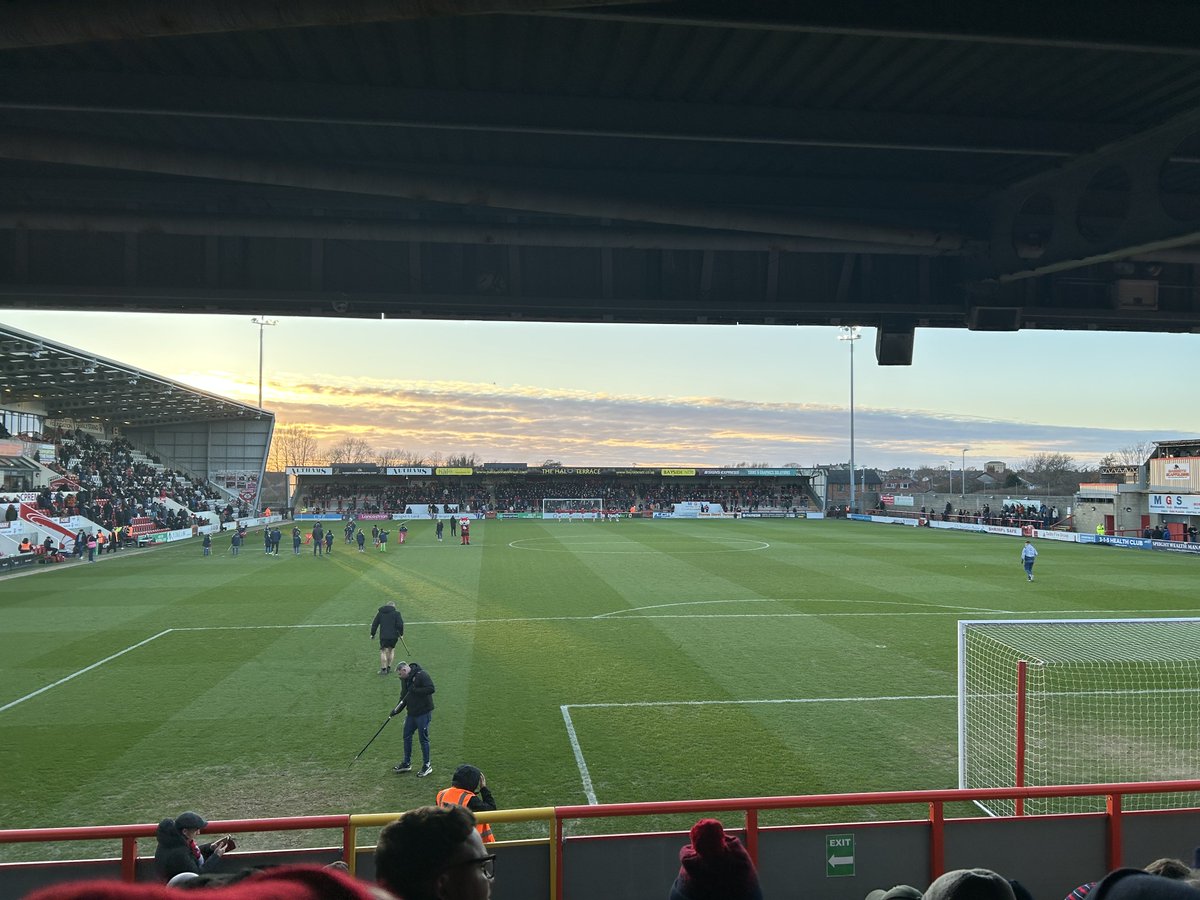 Andrew Bardon tweet media