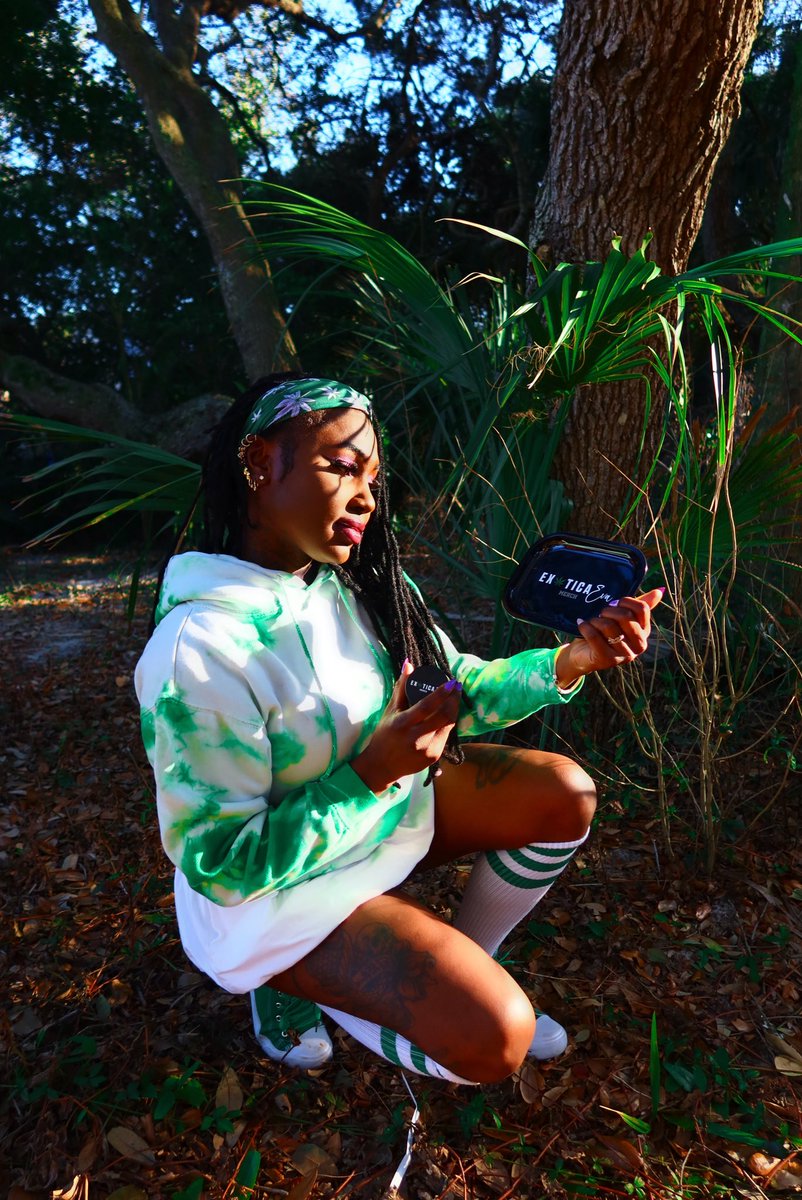 Exotica Eva tweet media