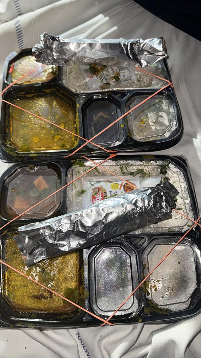 _kedia_mayank's tweet photo. I got overcharged in my PNR no.
2944125520 an average thali of ₹80 charged me ₹150 per thali also I'm attaching some of the proofs. They didn't even gave me a bill and told me to do online payment on their personal UPI.@RailwaySeva @RailMinIndia @IRCTCofficial @AshwiniVaishnaw https://t.co/o49YUAZRss