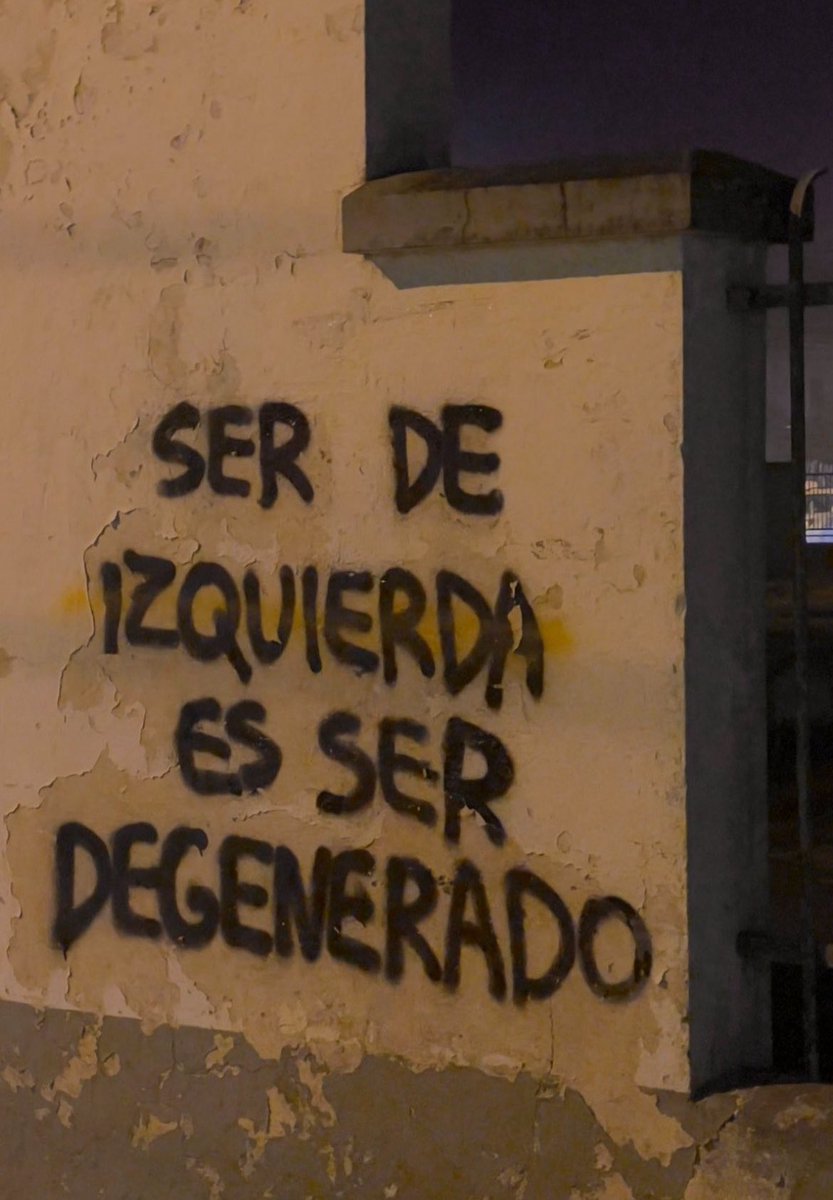 Me_vale_OK's tweet photo. @jojo01614904 Nos vale..

VERGA. https://t.co/MQkbhEQiN5
