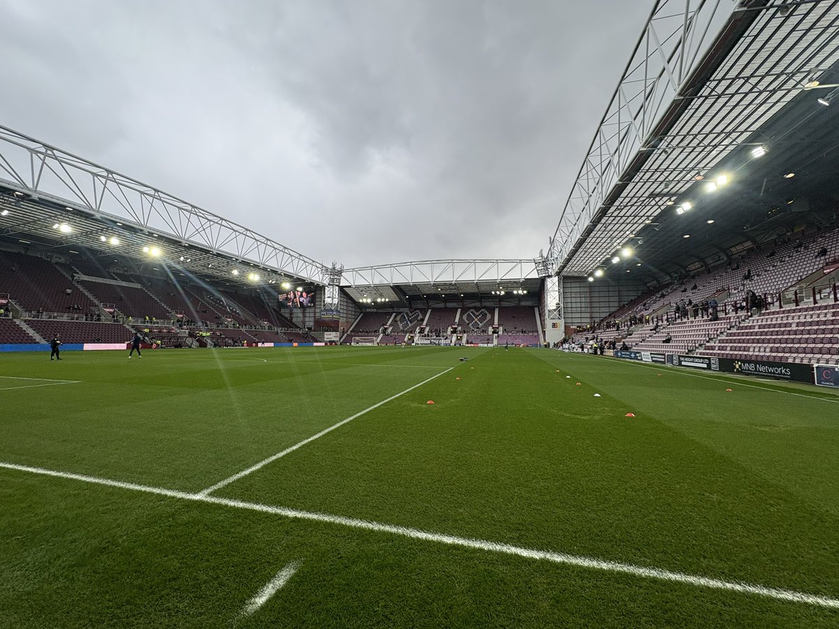 bchappy1874's tweet photo. Living the dream!! #HMFC @JamTarts 📸 https://t.co/HnQB4PMykq