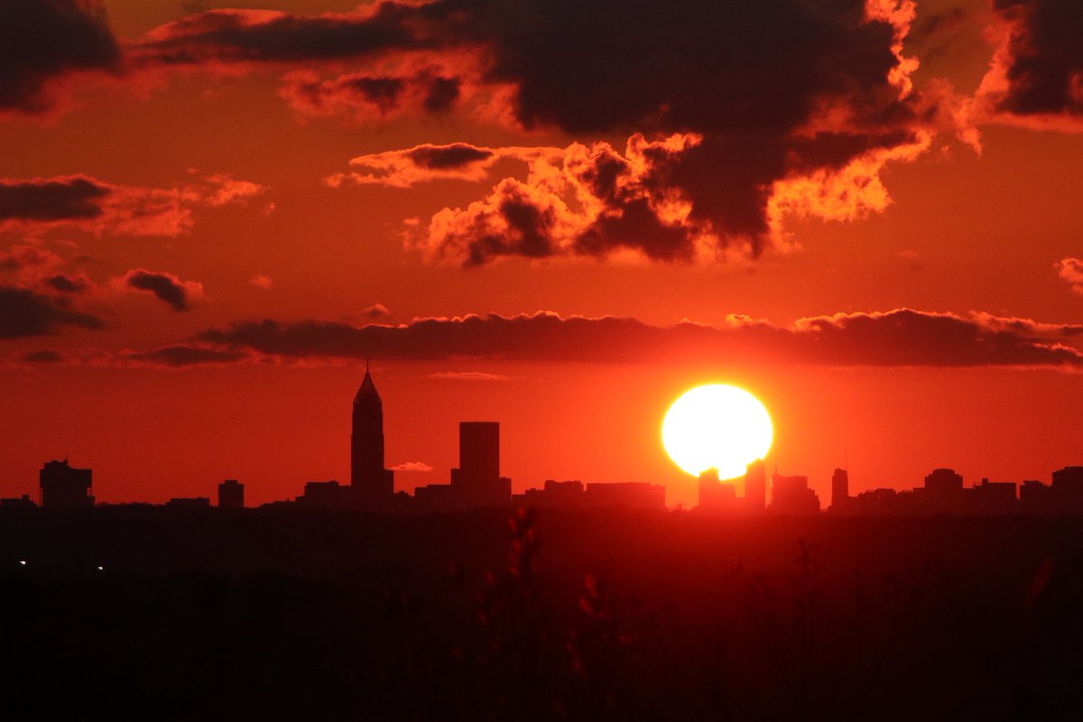 Angel_Cakeyy_'s tweet photo. The evil city

#photography https://t.co/WAumeZaFpj