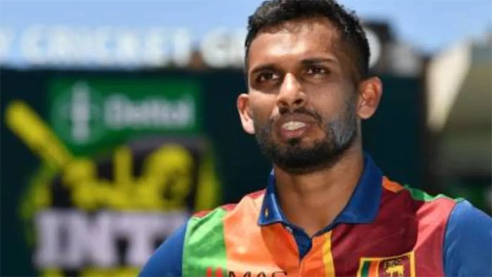 Palbabu3's tweet image. श्री लंका के  दासुन शानकां… क्या कमाल की बैटिंग! 💥

हार-जीत से ऊपर उठकर जिस अंदाज़ में लड़े, सच में दिल जीत लिया। 🏏

 #SLvsPAK
#WorldCup