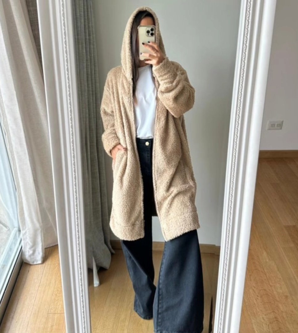 Santa (n't) Cecilia tweet media