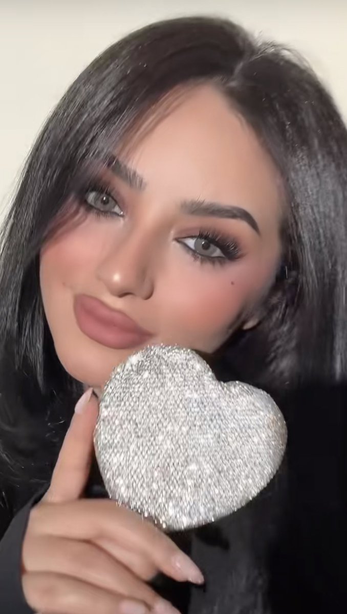 زيتونه tweet media