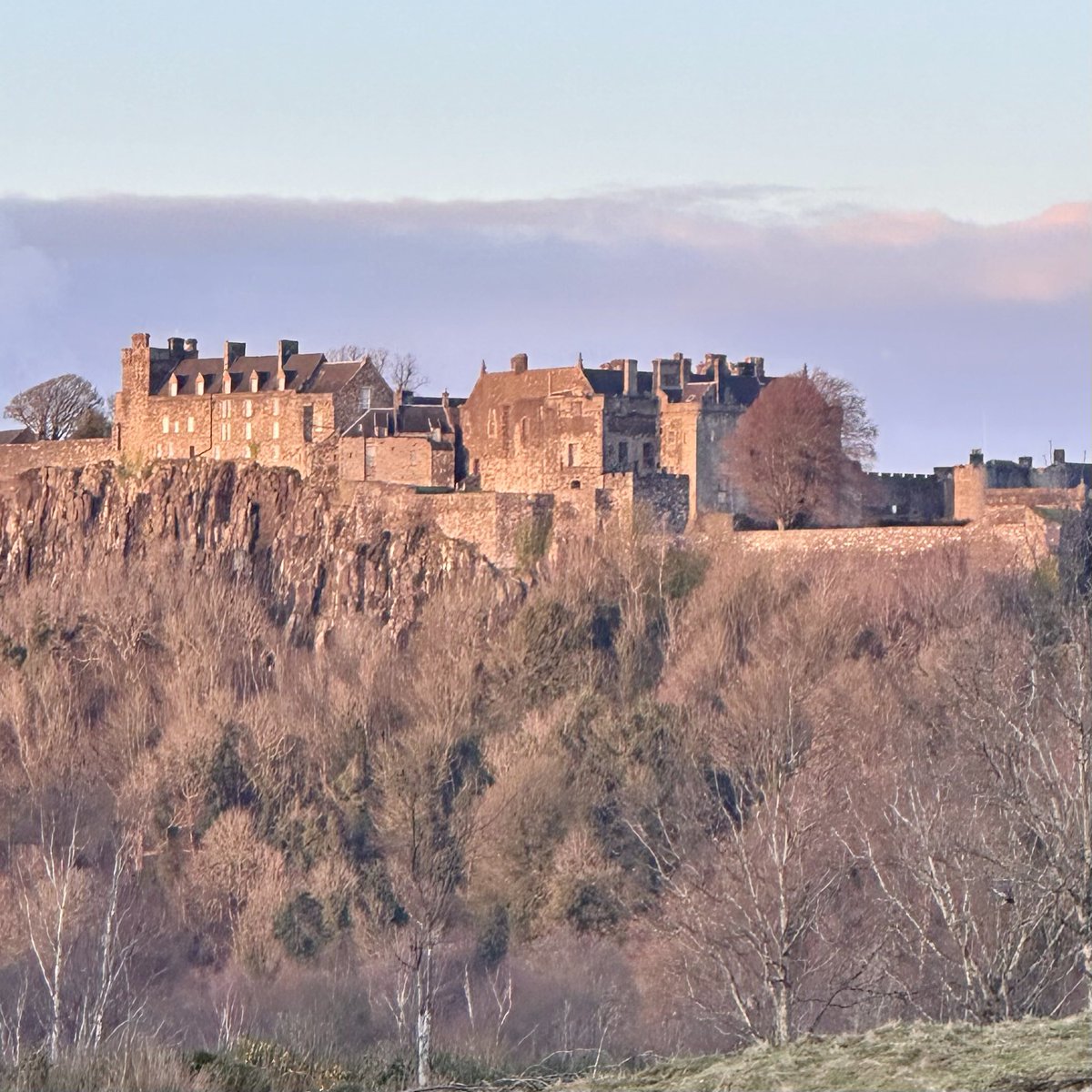 Lovely warm light on <a href="/stirlingcastle/">Stirling Castle</a> just seconds before sunset today!
