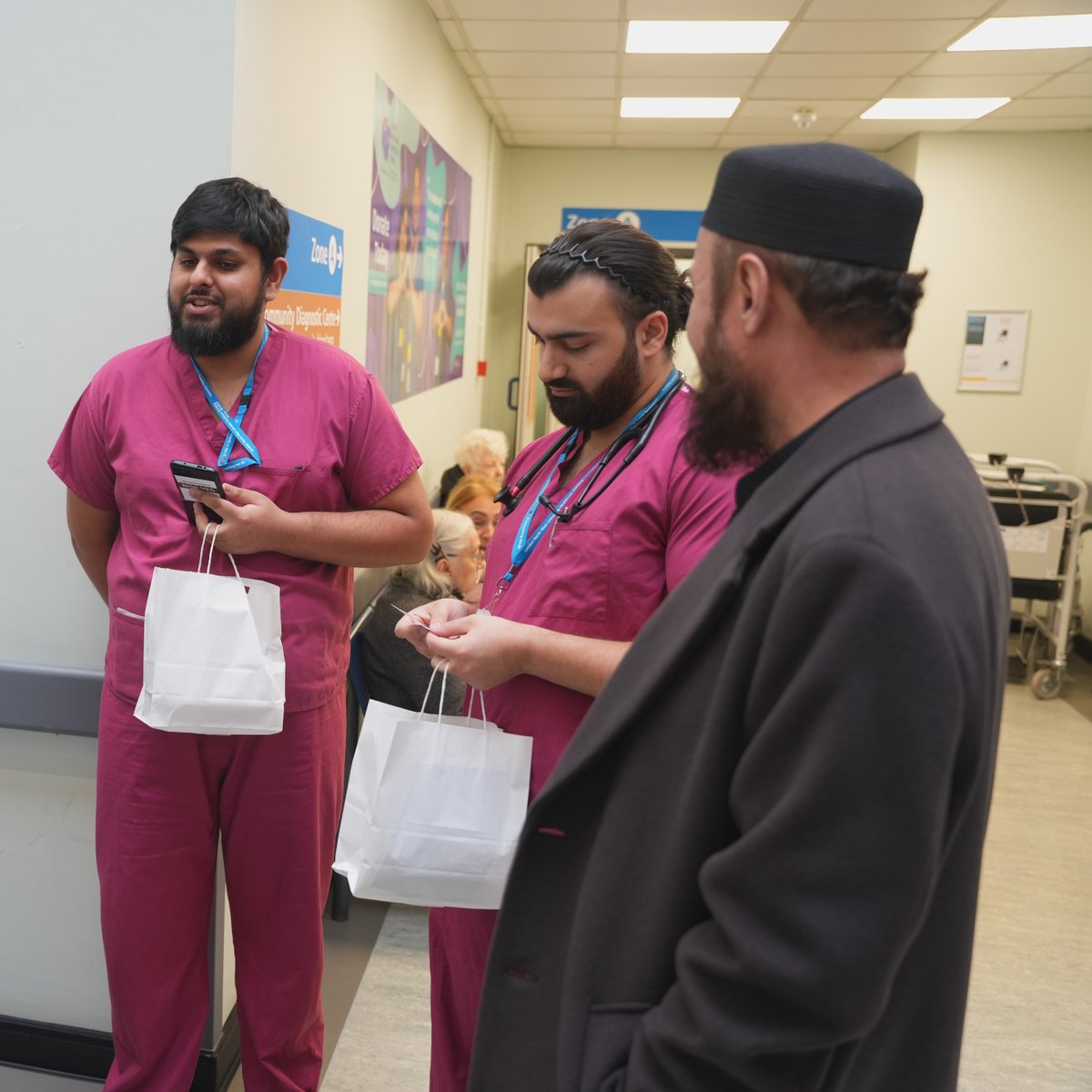 MuftiWahab1's tweet image. The NHS plays a vital role in our society, serving tirelessly in both challenging and ordinary times. Hosting this Iftar in their honour was a privilege for us. 

#NHSThankYou #RamadanIftar #StrongerTogether #MuftiAbdulWahab #Ramadan2026