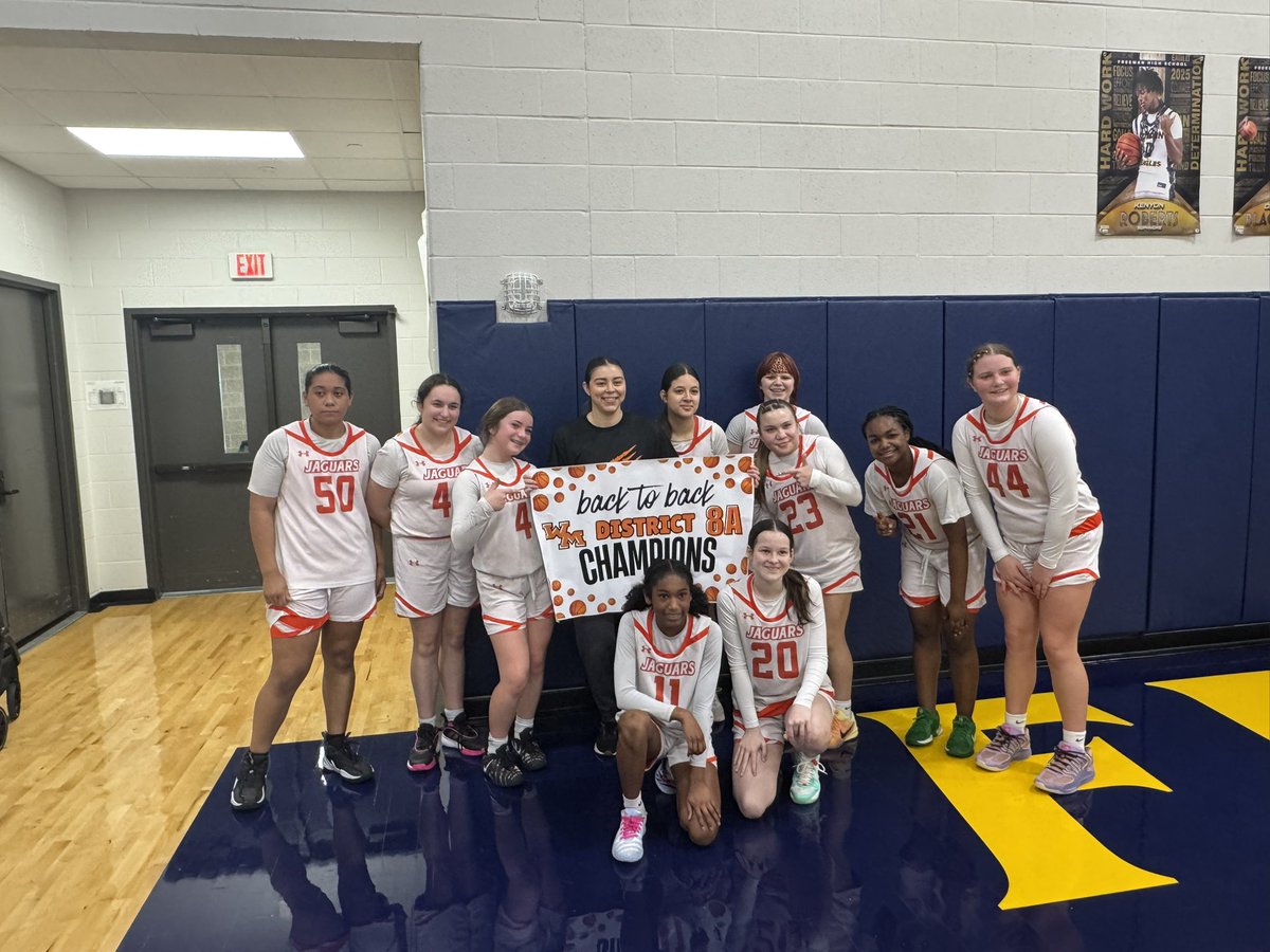 Amanda Houston tweet media