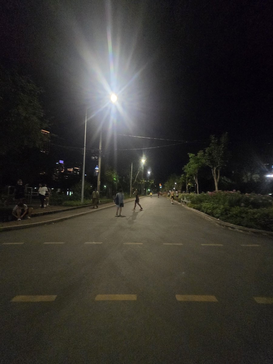 Hanapin ang turista. Hehe