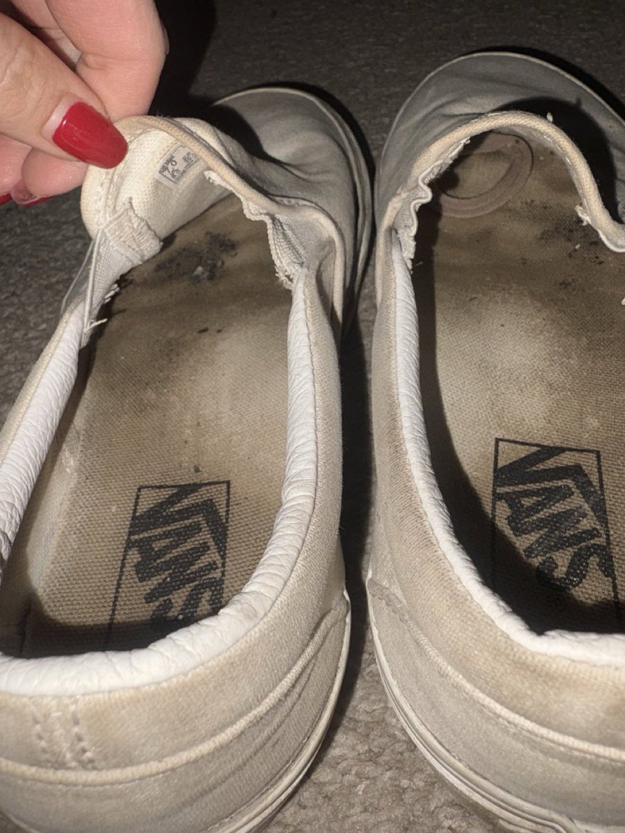 If you’d rather stick your cock in my dirty shoes than in your wife, just go send already 😂