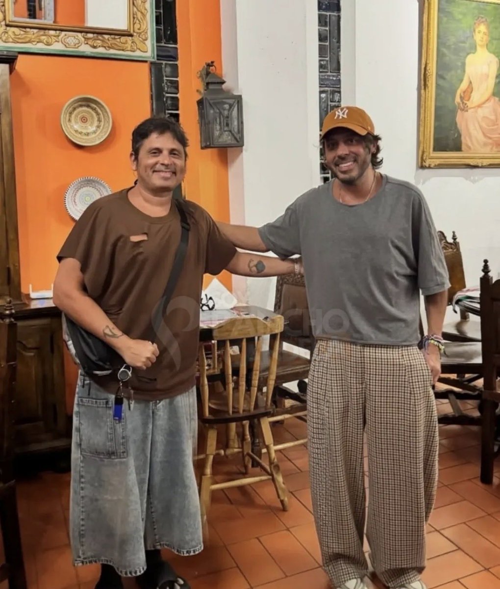 Liberen ya a estos presos políticos. Esta ha sido su última fotografía y se ven en las condiciones más deplorables que existen. Libérenlos de inmediato. Saludos.