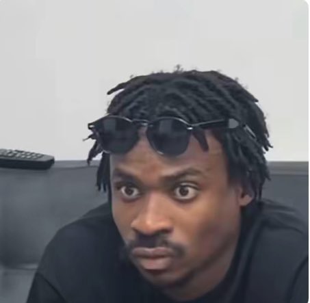 How i be looking at my trade whenever price is approaching my Stop Loss😂😂💔