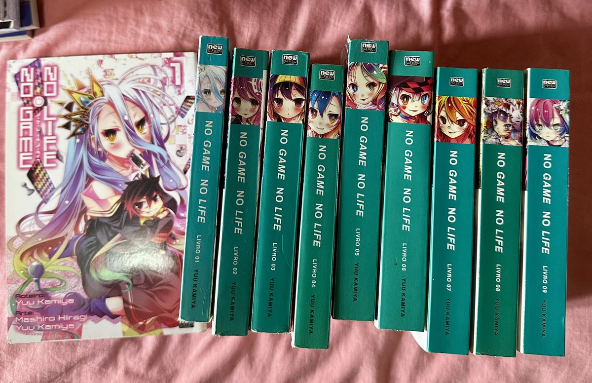 Dam_Nashi's tweet photo. Opa glr td bom? Eu tô precisando de uma grana e tbm arranjar espaço pra outras coisinhas então tô vendendo uns livros, hqs e mangás. Preços a combinar mas cobraria barato pq 1 estão usados e 2 eu comprei boa parte quando tava mais barato. Qualquer dúvida só mandar mensagem + https://t.co/bgVmZCFF4s