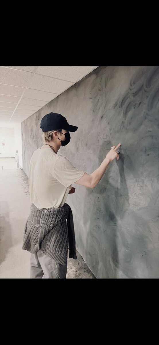 RM, ha publicado nuevas fotos en su cuenta de Instagram