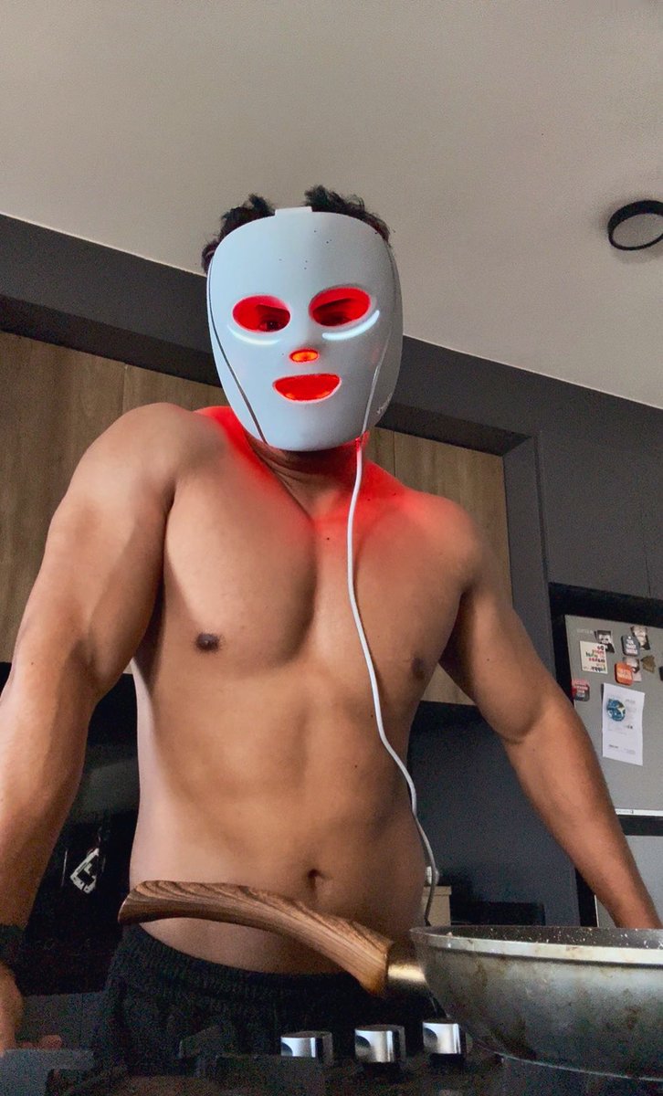 Zoon Politikón tweet media