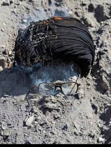 همه دنیا میگن به هلاکت رسیدی. نمیدونم اسم این حس رو بعد از شنیدنش چی بذارم. ولی آرزو داشتم و دارم که زنده گیری می‌شدی و مردم تیکه پاره ت میکردن. امیدوارم اقلا عکسهات دلمون رو بیشتر از خبرت خوش کنه. ولی نه تو باید بعد از مرگ عزیزانت هلاک میشدی کثافت.