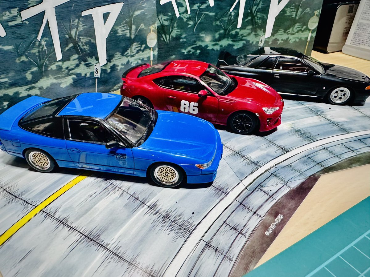 楽プラ 3台目は、#トヨタ86 にしました٩( 'ω' )و✨ ピュアレッドの86だ